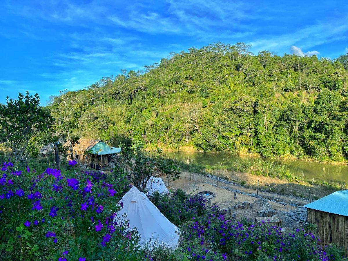 Hotel Coi Nguon Farm Glam Mang Den Kon Von Kla Exterior foto
