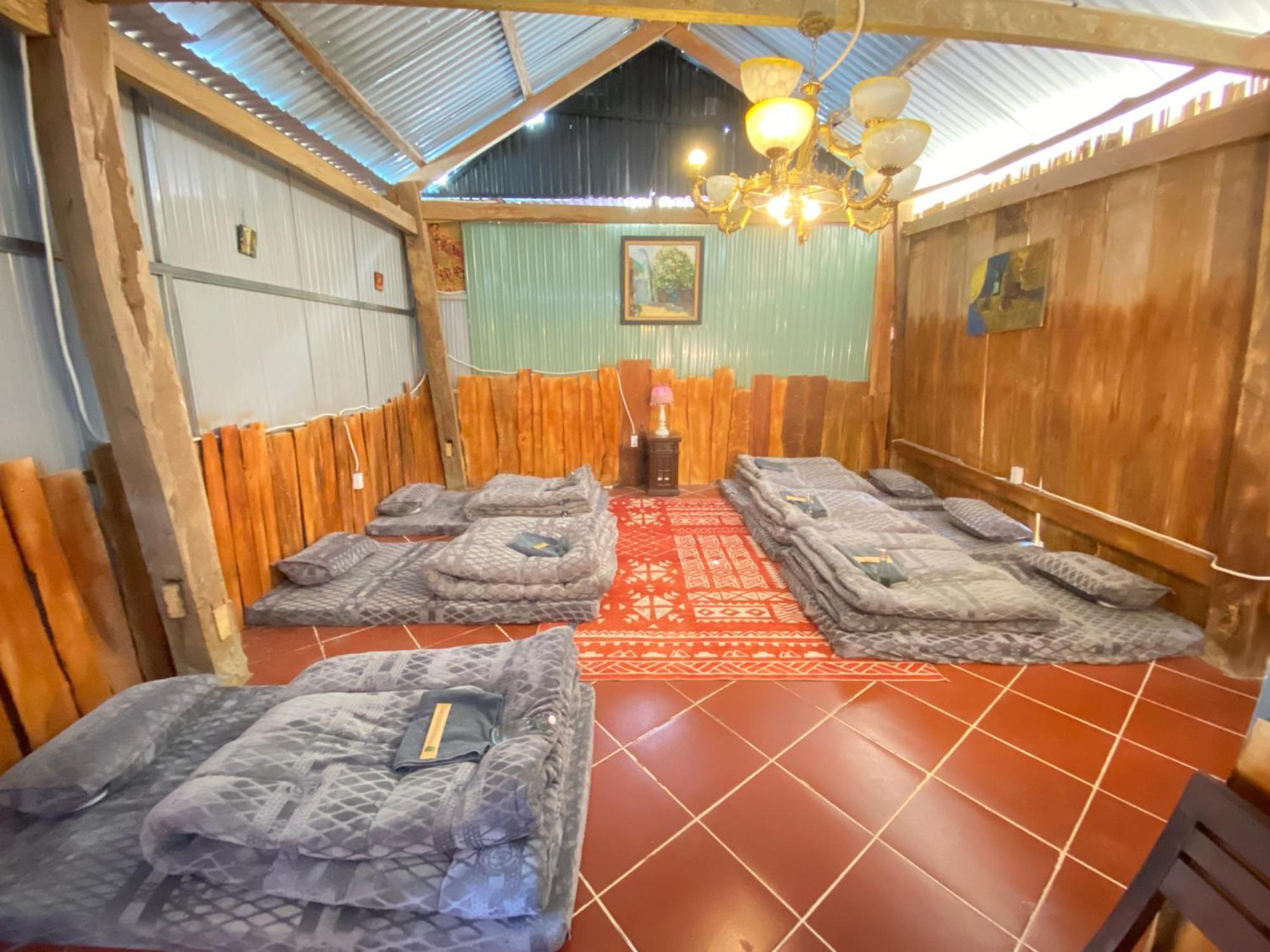 Hotel Coi Nguon Farm Glam Mang Den Kon Von Kla Exterior foto