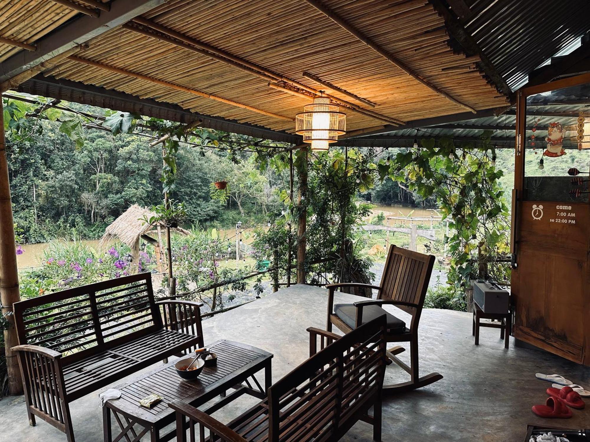Hotel Coi Nguon Farm Glam Mang Den Kon Von Kla Exterior foto
