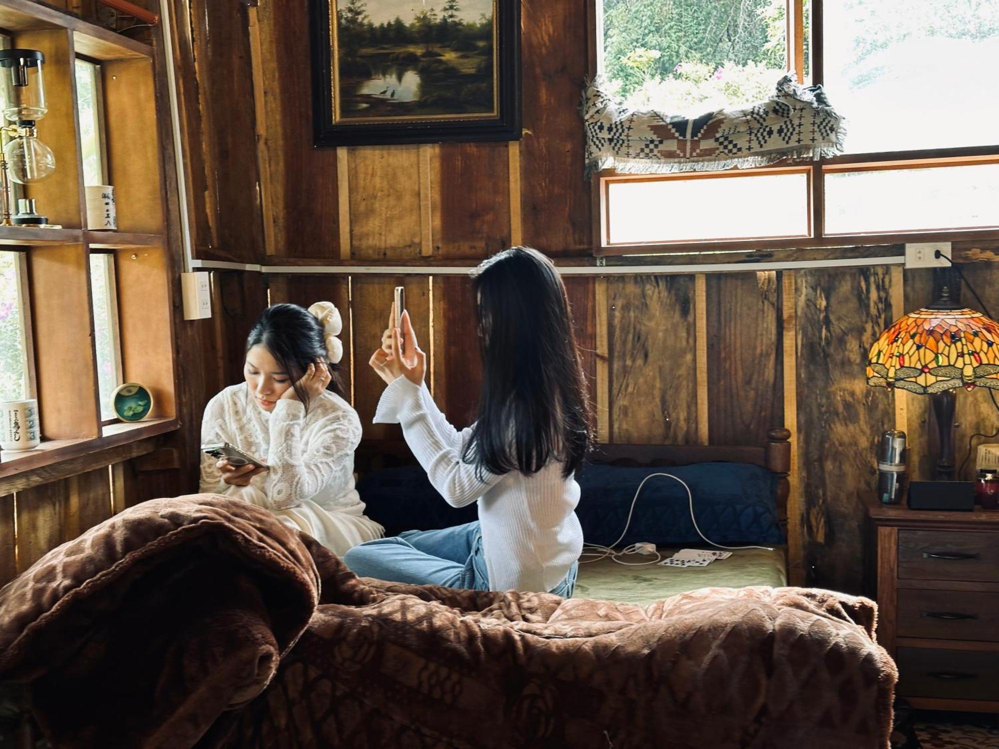Hotel Coi Nguon Farm Glam Mang Den Kon Von Kla Exterior foto